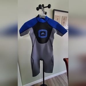 Outbound neoprene kids wetsuit size 12